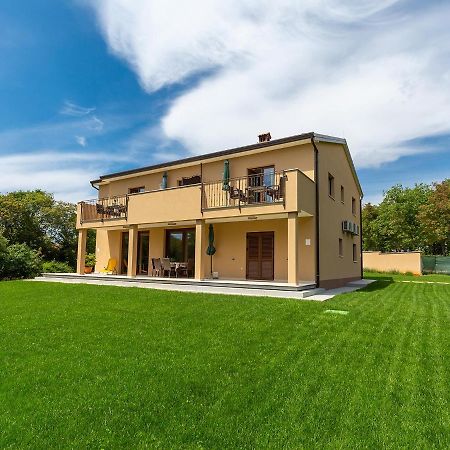 Villa Gioia Apartment With Terrace بوريتش المظهر الخارجي الصورة