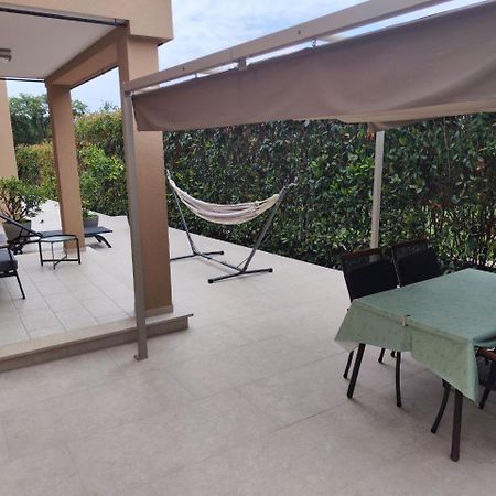 Villa Gioia Apartment With Terrace بوريتش المظهر الخارجي الصورة